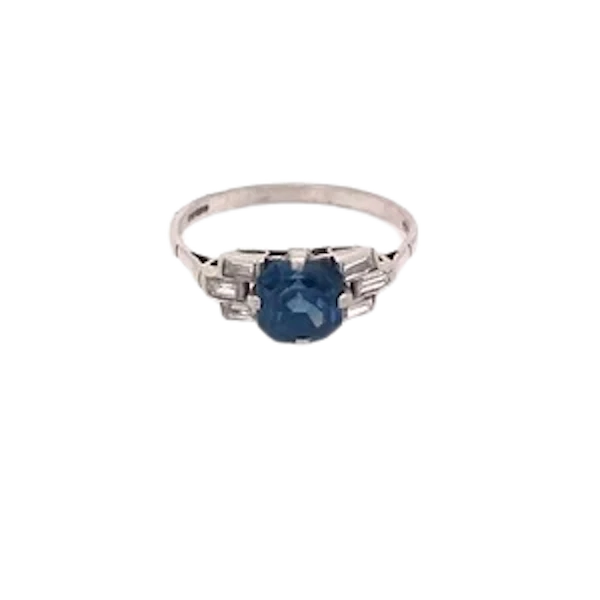 Pretty, Natural Sapphire and Diamond Art Deco Ring Ca 1920-35 - image 1