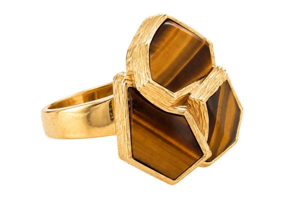 A Stylish Retro 1970’S ring in Tiger’s eye and 18ct Yellow Gold - image 1
