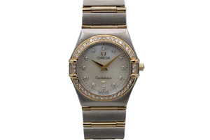 Omega Constellation 25.5mm 1277.75.00 with papers 2001